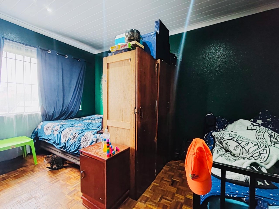 2 Bedroom Property for Sale in Maitland Western Cape